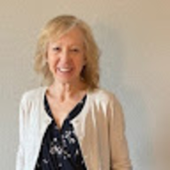 Meet your Posher, Karen - Picture 1 of 1